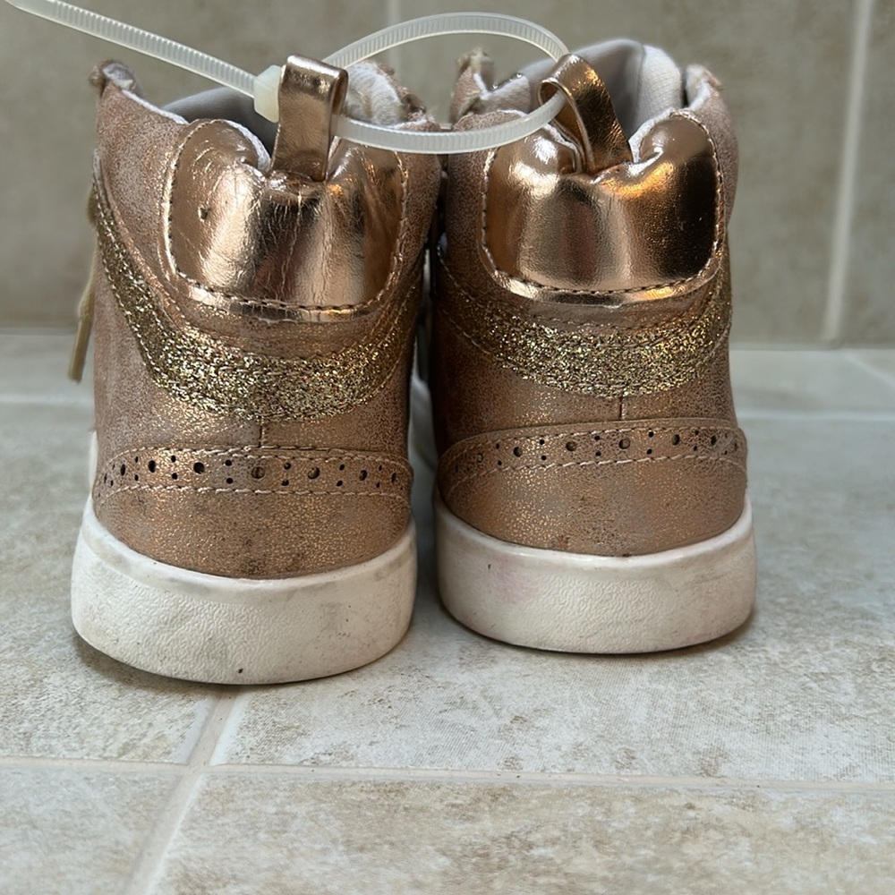 MIA GIRLS little Kids Size 1 Berrynice High-Top Sneakers - Picture 4 of 9
